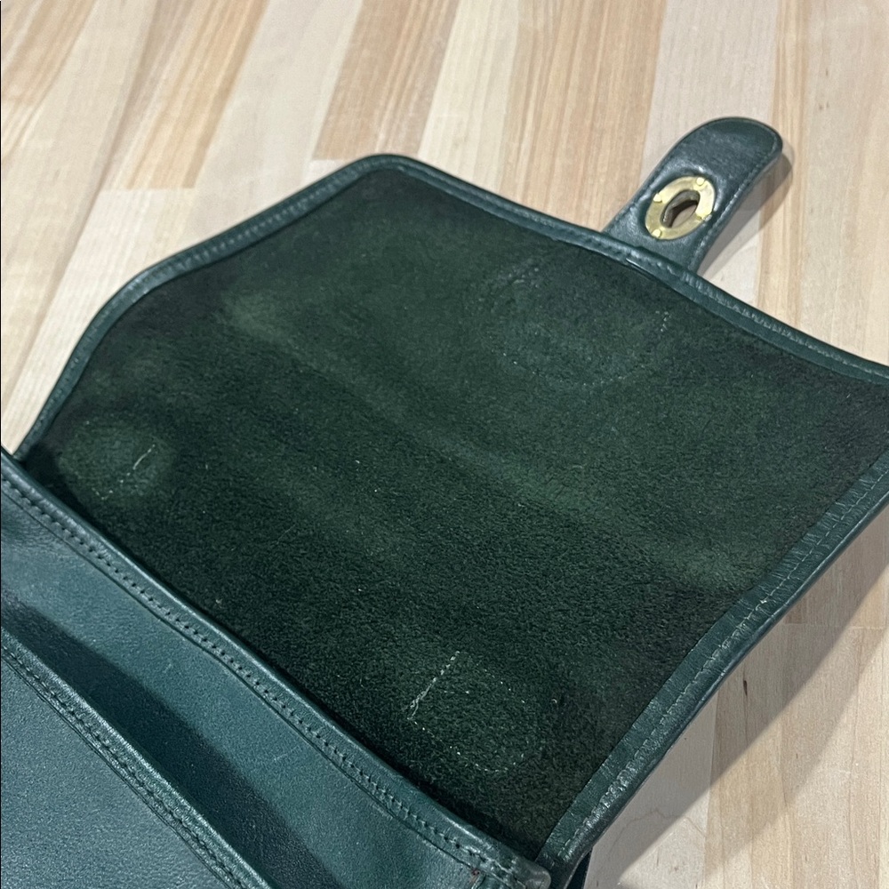 Vintage station bag emerald green Elegant Green Leather Bag leather gold hard - Picture 10 of 14